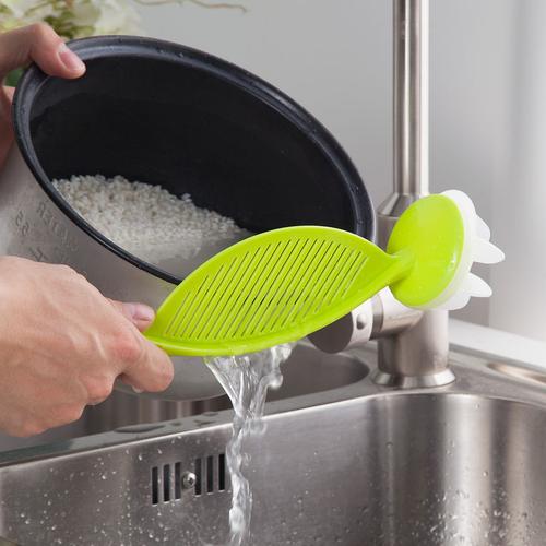 洞察2元店货源 日用百货批发的极致性价比玄机